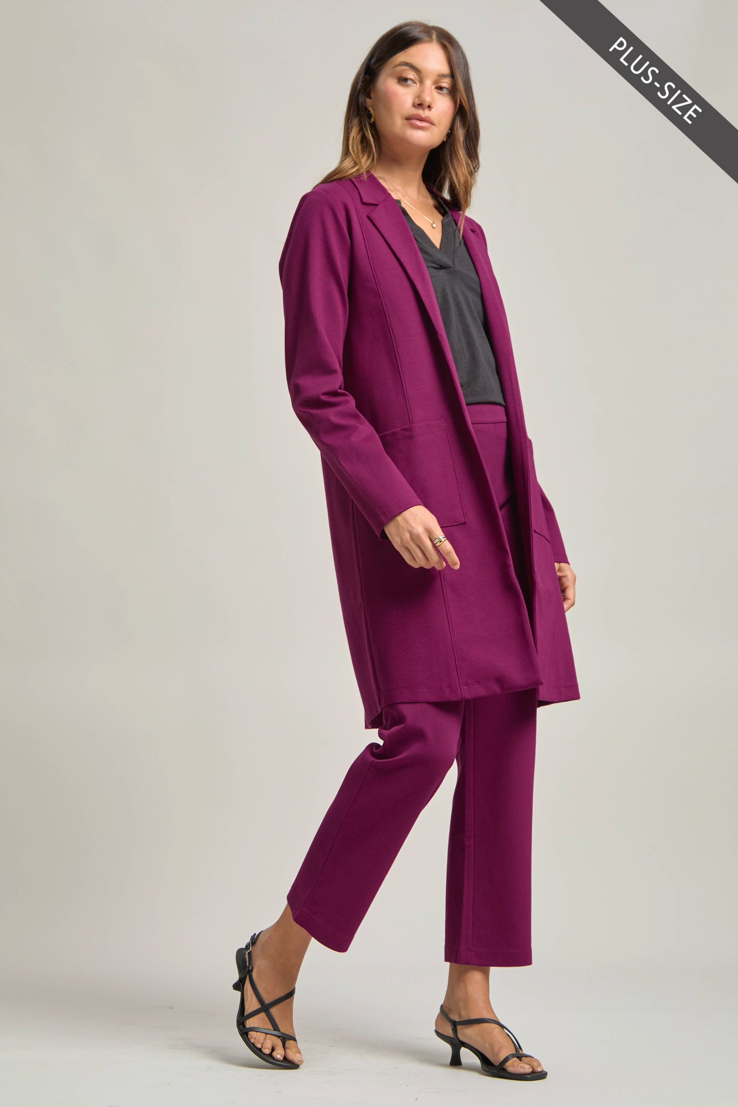 Dear Scarlett - PLUS SIZE Magic Chic Midi Jacket: Red