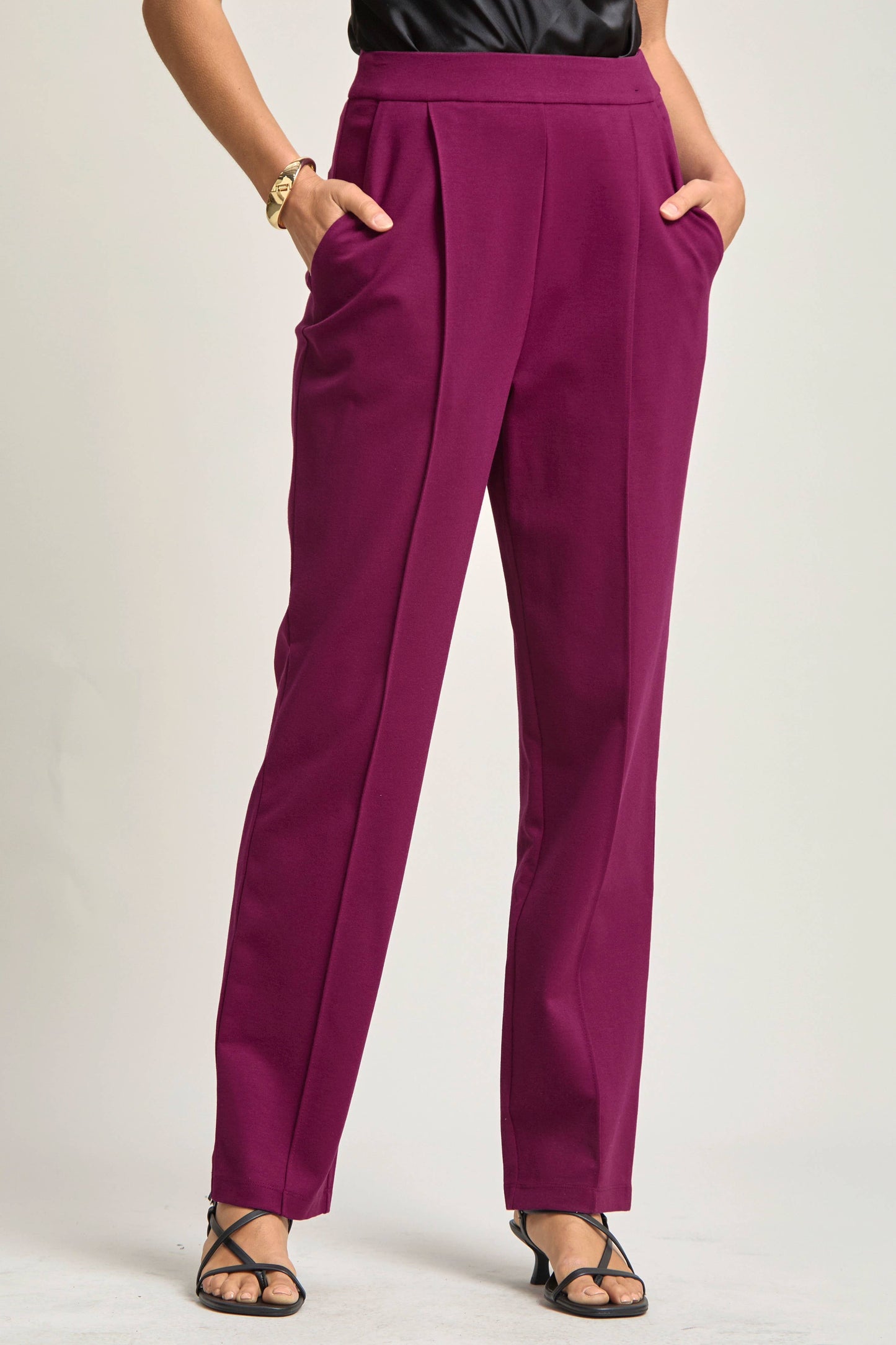Dear Scarlett - Magic High-Rise Barrel Pants: Black / S