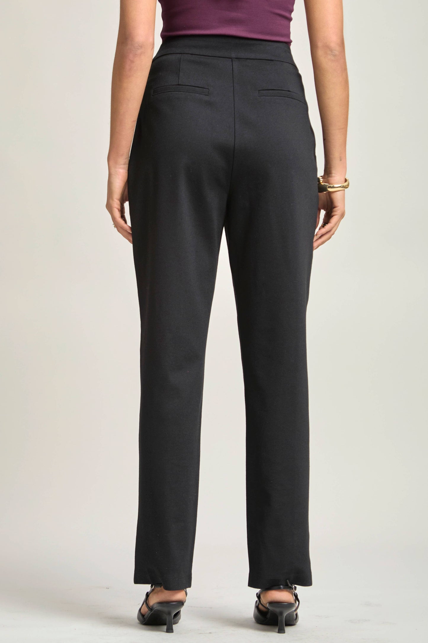 Dear Scarlett - Magic High-Rise Barrel Pants: Black / S