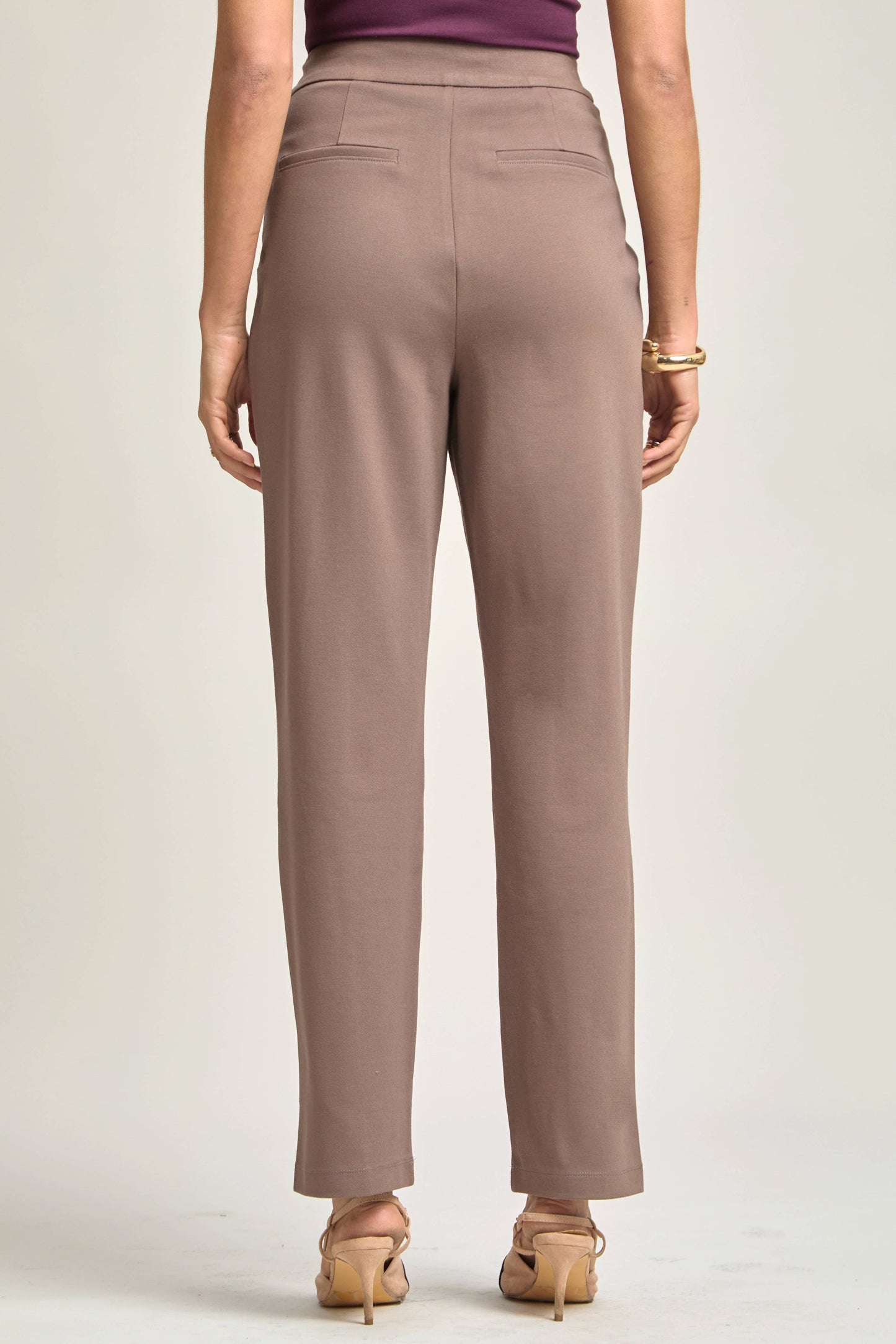 Dear Scarlett - Magic High-Rise Barrel Pants: Black / S