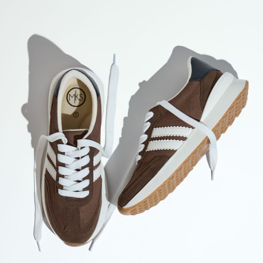 The NOVA 10 Platform Sneaker