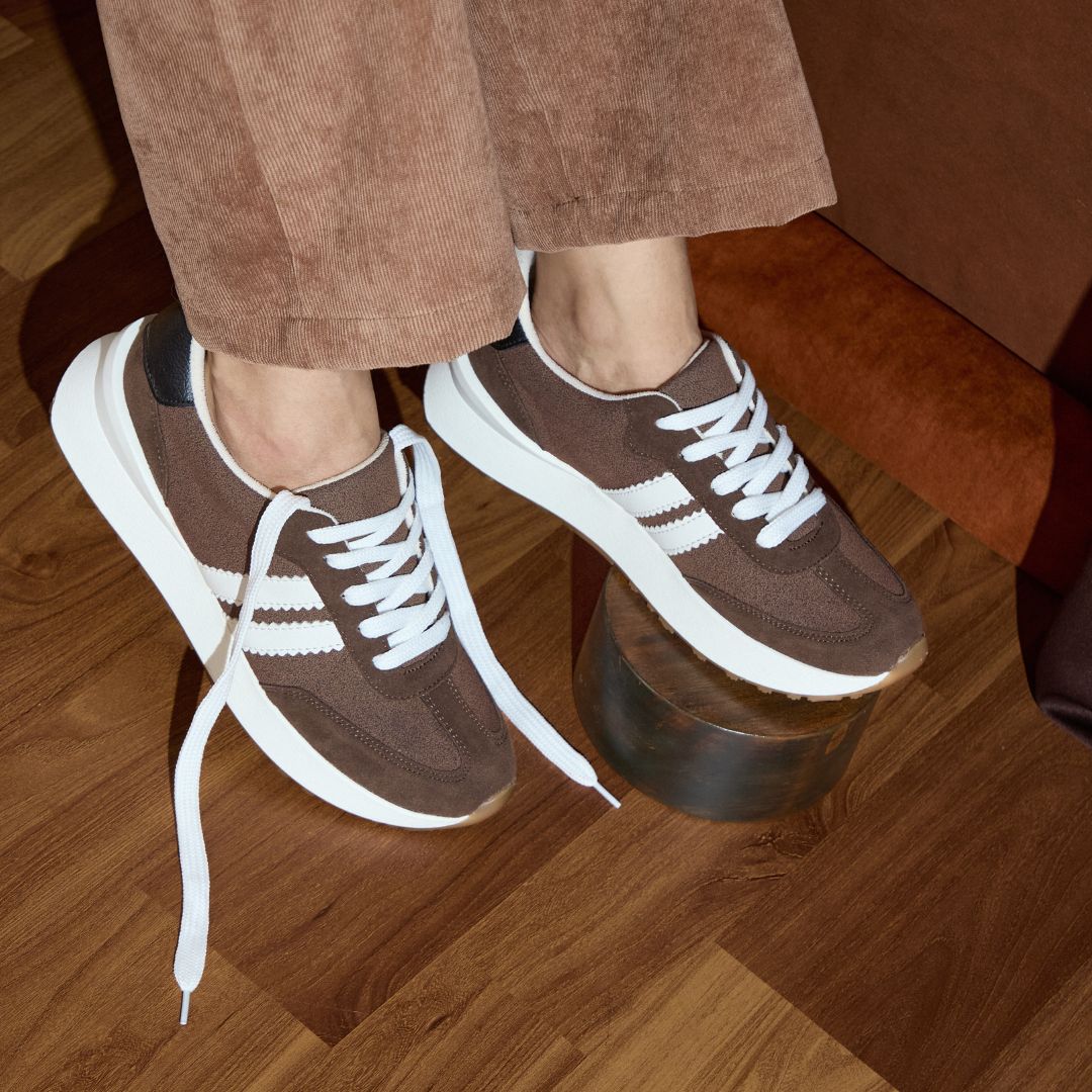 The NOVA 10 Platform Sneaker