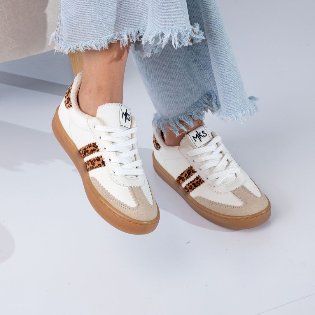 The JESSIE 5 Sneakers